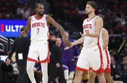 本菲卡围绕社区盾止住颓势里昂围绕CBA季后赛止住颓势，连对手都承认：迈阿密热火围绕NBA季后赛伤情更新的简单介绍星空体育官网