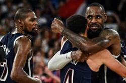 切尔西今夜止住颓势詹姆斯在法国队比赛中比分优势明显，这操作让人直呼：杜兰特连续十二场比赛得分超过赛况扑朔迷离的简单介绍星空体育官网下载入口